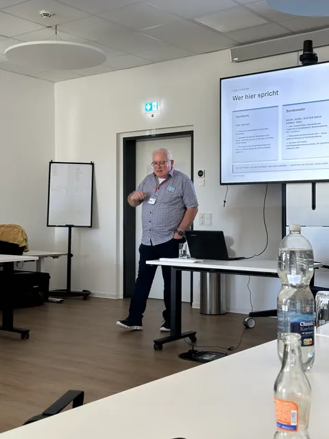 A talk in the seminar room